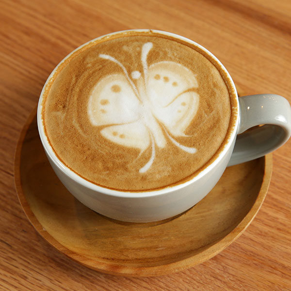 لاتيه إسباني